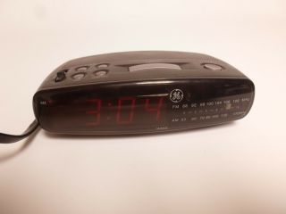 Vintage Ge Digital Alarm Clock Am Fm Radio 7 - 4835b &