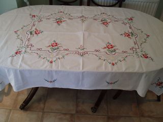 Vintage Linen Embroidered Table Cloth 50 " X 66 "