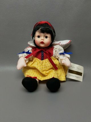 Vintage Madame Alexander Snow White Doll Storyland Huggums W/ Tag Hsn 12 "