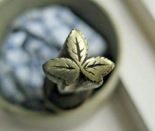 Bookbinding: Small Antique Decorative Brass Stamp In The Form Of Three Leaves