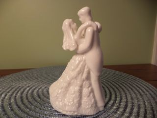 Vintage White Porcelain Bride & Groom Figurine Cake Topper Decoration 5 - 3/4 " H