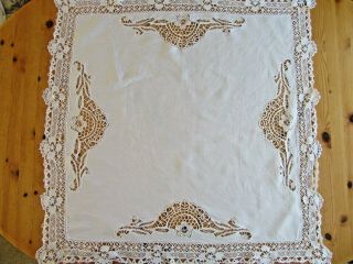 Pretty Vintage Tape Lace & White Crochet Lace Edged Table Cloth 36 " Square