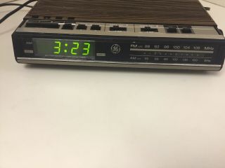 Vintage Ge General Electric Fm/am Digital Alarm Radio Clock 7 - 4624b