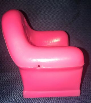 2 VINTAGE DOLLHOUSE FURNITURE Pink Plastic DOLL Chairs Matching Set HONG KONG 5