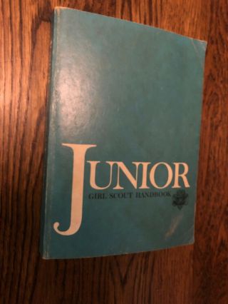 Junior Girl Scout Handbook - 1963 Edition - 371 Pages - Illustrated