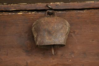 Vintage Copper Cattle Farm Bell Antique Large Rusty Cowbell Metal Cattle Bell 3