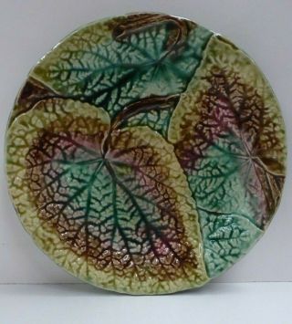 Antique Majolica Leaf Pattern Design Plate Wedgwood Stamped 33