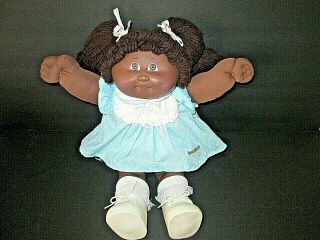Vtg.  1982 Cabbage Patch African American Black Doll W/ Blue Polka Dot Outfit Hm 3