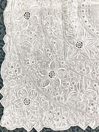 Vtg Antique Madeira Needle Lace Hand Embroidered Bridal Linen Handkerchief (A02) 2