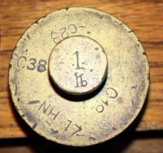 ANTIQUE 1 LB BRASS BALANCE SCALE WEIGHT STAMPED NH 17 C23 C38 C18 2