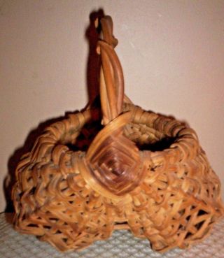 Antique Vintage Handmade Small Bun Egg Basket Made Usa