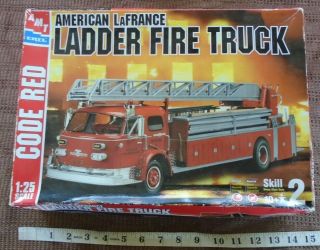 1/25 Vintage 2005 Amt Ertl Model Kit American Lafrance Ladder Fire Truck