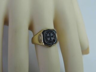 Antique 15ct Gold Bloodstone Family Crest Ring " In This Sign Thou Shalt Conquer "
