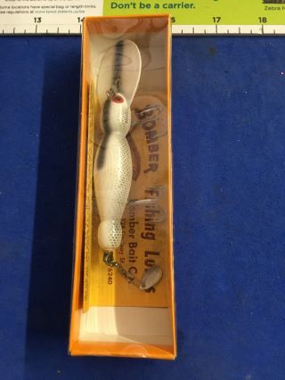 VINTAGE BOMBER WATERDOG WOODEN FISHING LURE IN THE BOX SWEET 71 - F 2