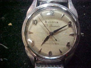 Vintage Men’s Bulova 23 Jewels Self Winding Six Ajustments Watch