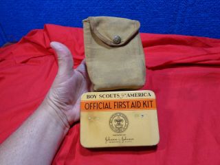 Official Boy Scouts Of America First Aid Tin Litho Kit Pouch & Guide Booklet