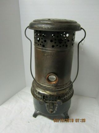 Antique Kerosene Heater Stove Gsw Hot Blast Heater 18  Tall