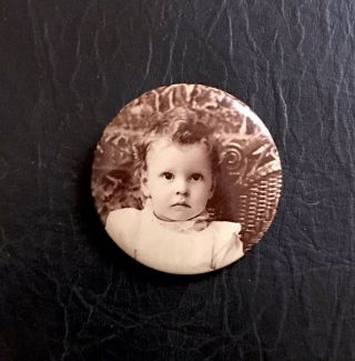 Vintage Old Victorian Antique Mourning Art Baby Photograph Picture Pin / Brooch