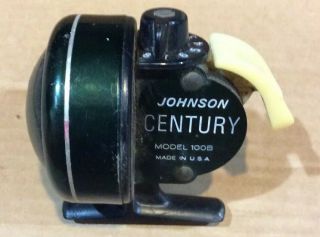 Johnson Century 100B Spincasting Reel - Has Rust 4