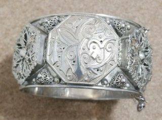 Vtg Sterling Silver Old/antique/ornate Bangle/bracelet W/safety Chain - Size