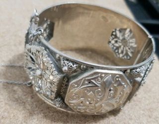 VTG Sterling Silver Old/Antique/Ornate Bangle/Bracelet w/safety chain - size 3