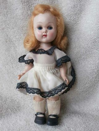 Vintage Ginny Vogue Straight Leg Walker Doll Molded Lashes Example