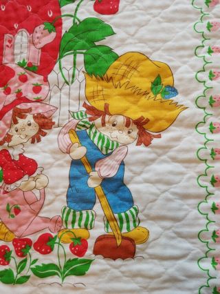 Vintage Strawberry Shortcake Huckleberry Pie Baby Quilt Infant Blanket 42 