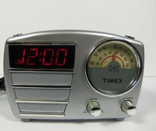 Timex Alarm Clock Am/fm Radio Silver Model T247s With Battery Backup