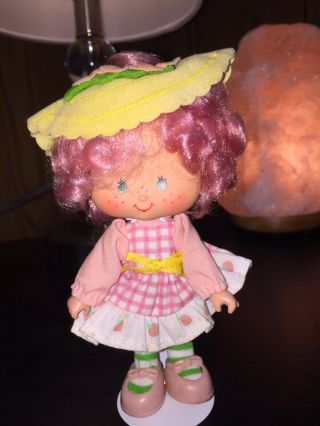 Vintage Strawberry Shortcake Party Pleaser Doll Peach Blush