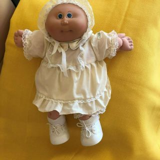 Vintage Cabbage Patch Kids 1982 Girl Baby Doll With Clothing Blue Eyes