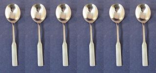 Set Of Six - Oneida Stainless Modern Antique Round Soup Spoons Usa Made