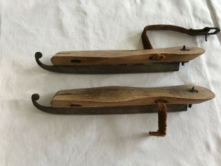 Antique Vintage Wood / Metal Ice Skates Great Primitive Winter Curved Blades