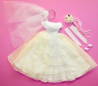1963 Vintage Barbie Brides Dream 947 Tag Gown Veil Bouquet Gloves Japan Shoes @@