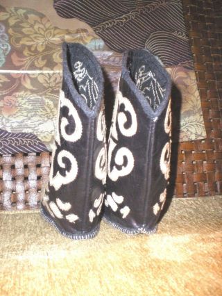 Antique Chinese Embroidered Childs Black Silk Boots Slippers Shoes Never Worn 8