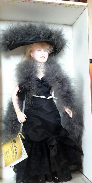 1982 Effanbee Legends Series Mae West 17 Inch Doll With Box