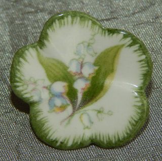 Antique Vtg Porcelain Picture Button Flower Shape W/ Lilly Of The Valley 619 - A