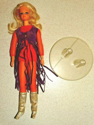 Barbie: Vintage Blonde Live Action Pj Doll W/stand