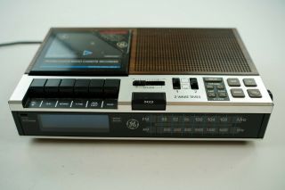 Ge Clock Radio Fm/am Cassette Recorder Alarm Vintage Wood Grain 7 - 4956 G72