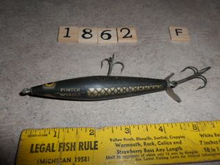 T1862 F Antique Wooden Fishing Lure Porter Spindle