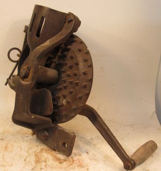 Run Easay Corn Sheller 2 - There Is A Small Chip On The Edge Of The Wheel
