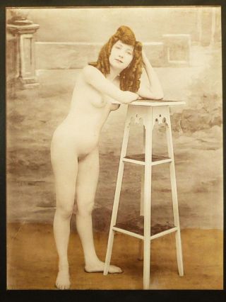 French Youthful Nude Maiden Posing With Stool – Artnouveau Antique Print (h - 25)