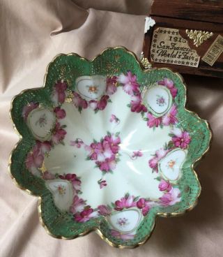 Antique Nippon Bowl - Gold & Roses - Moriage Gold Gilt Hand Painted Scalloped
