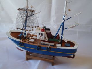 Wooden Model Fishing Boat Trawler With Nets On Stand Hand Made - Maritime Ship