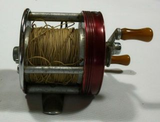 Vintage LANGLEY LURECAST Model 330 Bait Casting Fishing Reel 4