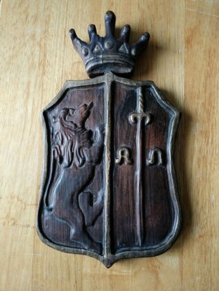 Vintage Antique Wood Carved Crown Lion Sword Shield Crest Wall Plaque 14 " X 9 "