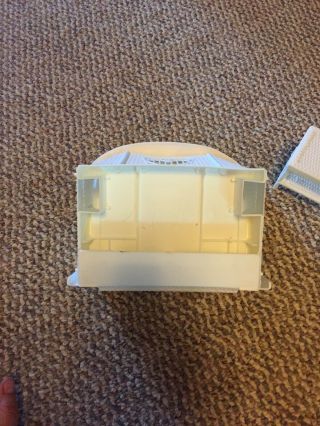 Vintage Mattel Barbie Dream House Doll Furniture White Wicker Sofa / Bed Table 5