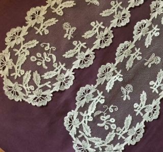 1.  1m Exquisite 19th Century Brussels Honiton Lace Fichu Scarf Lappets 323