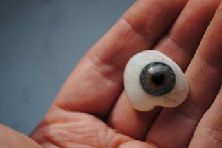 1 Antique German Human Prosthetic Glass Eyes
