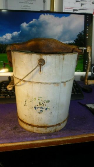 Vintage/antique The Alaska North Star Freezer Wood Hand Crank Ice Cream Machine