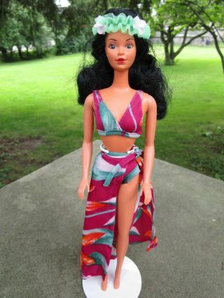 Vintage 1982 Hawaiian Barbie Doll 7470 Steffie Face Brunette Superstar Mattel